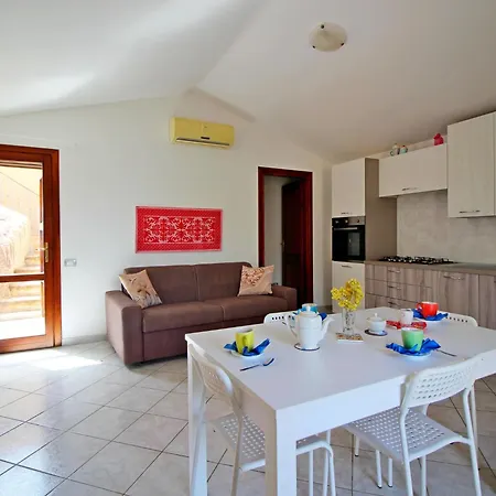 Terraced House In With Garden Holiday home *